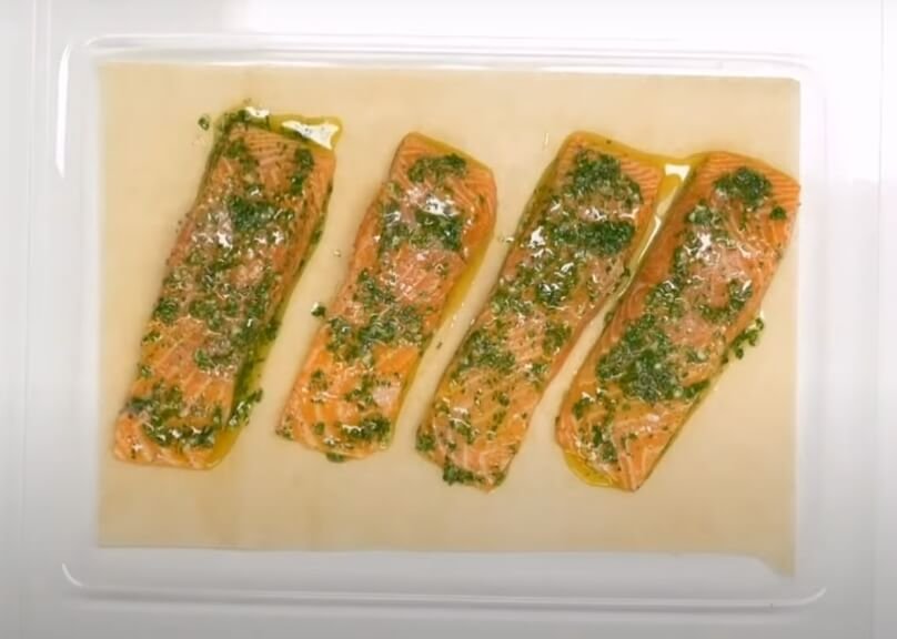 Baked Salmon recipe coat with oil