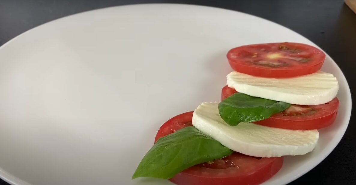Caprese Salad recipe assemble salad