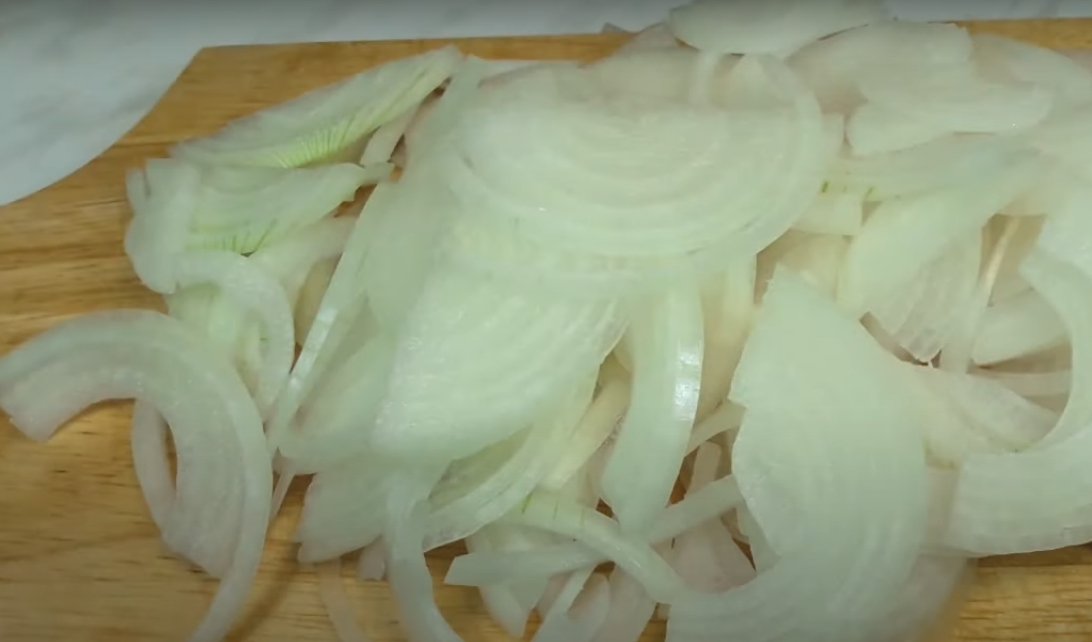 beefstroganoff recipe cut onion