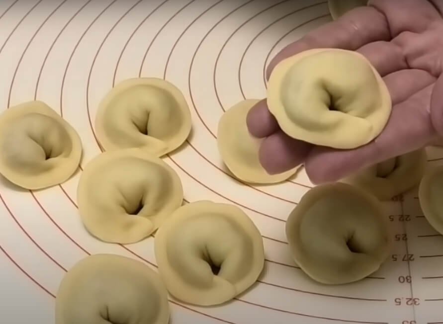 Classic Dumpling Recipe join the ends