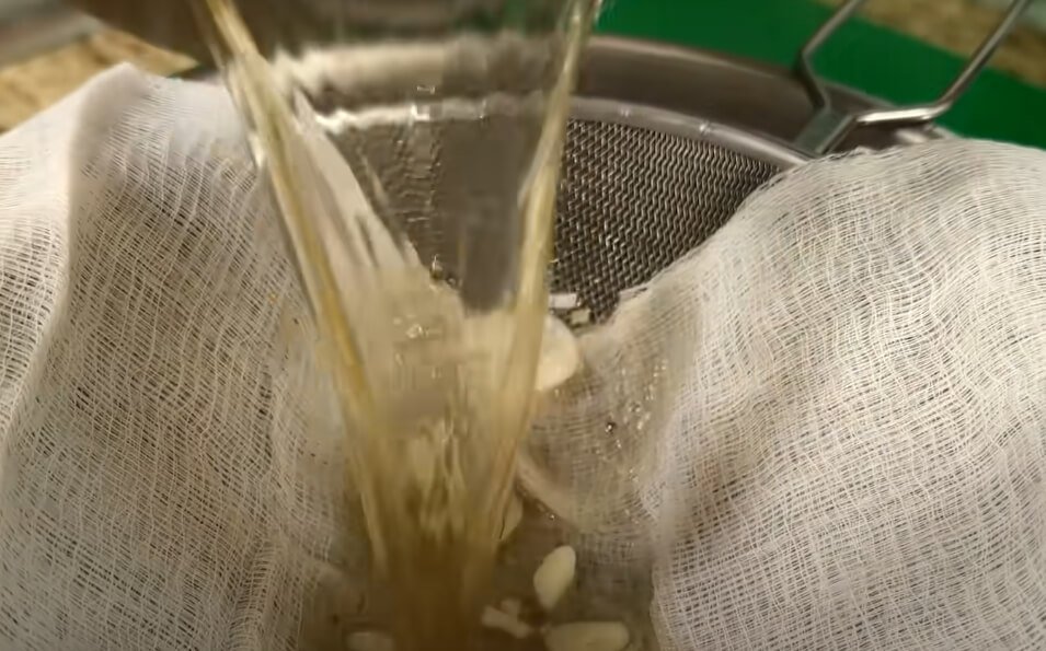 Мeated jelly recipe strain broth